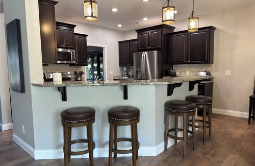 Kingsport Casa | Welcome to the Appalachian Oasis. Pool home with 4 bedrooms, 3 bath and gym.
