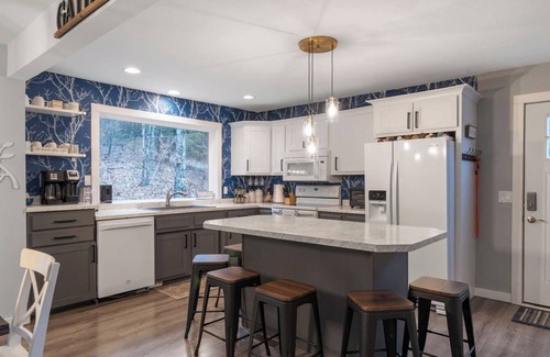 Branson Cabina | Welcome to the Bluebird Bungalow!