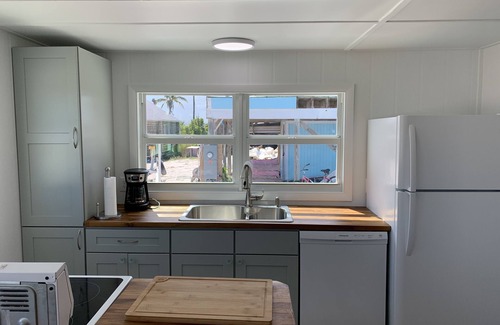 Great Guana Cay Apartamento | Welcome to the Sandbox! Neat and Cozy one bedroom centrally located oceanside!