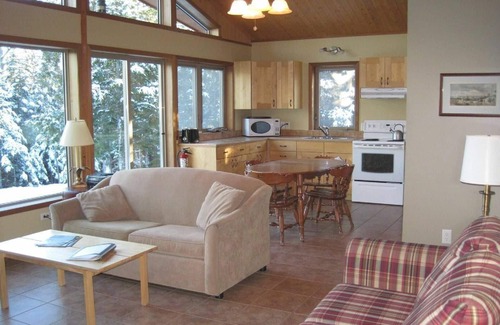 Chertsey Chalet De Esquí | Welcome to the Chalets du Lac Grenier