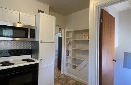 Billings Casa | Welcome to the College Streets!