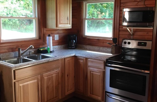 Lake George Cabaña | Bienvenido a The Corner Cottage