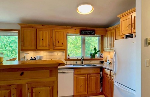 Northern Bruce Peninsula Cabaña | Welcome to The Dorcus Bay Retreat! Discover Tobermory at its finest.