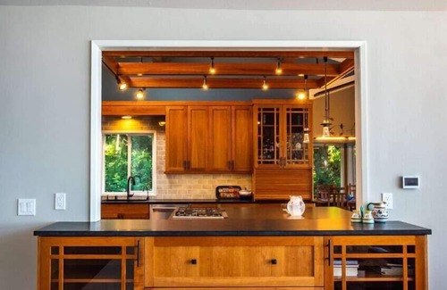 Freeland Casa | ¡Bienvenido a The Good Place en Whidbey Island!