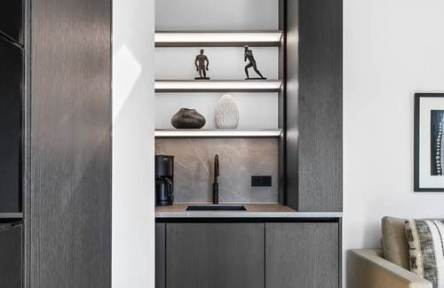List Apartamento | Welcome to the Harlem Suite for 2 people, located by the North Sea!