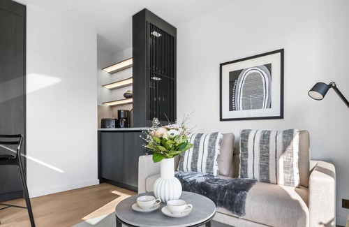 List Apartamento | Welcome to the Harlem Suite for 2 people, located by the North Sea!