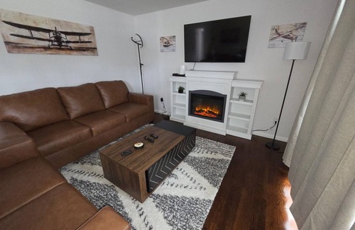 Windsor Locks Casa | Welcome to The Hangar, a newly remodeled travel-themed stay, 4 minutes from BDL.