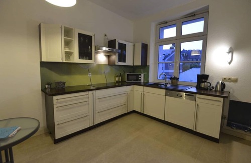 Schleiden Apartamento | Bienvenido al Puesto de la Corte Imperial