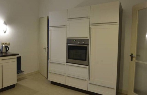 Schleiden Apartamento | Bienvenido al Puesto de la Corte Imperial