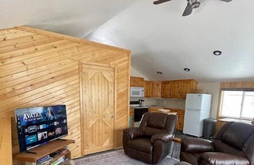 Island Park Casa | Welcome to The Knotty Pine!