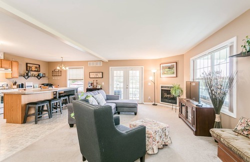 Hammondsport Casa | Welcome to the "Quay" Finger Lakes