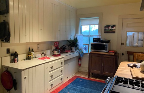 Seal Cove Otro | Welcome to The Rumill house with spectacular views, WiFi and the ocean near by.