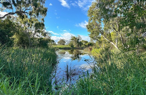 Zilzie Apartamento | Welcome to the Serene Scene at Lakewood, where tranquility meets natural beauty.