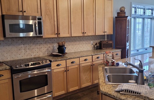Downtown Villa | Welcome to the Seville Sunrise. Walkable with amazing views of Pensacola Bay.