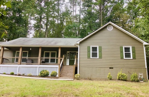 Alpharetta Casa | Welcome to the Spruced up Ranch!
