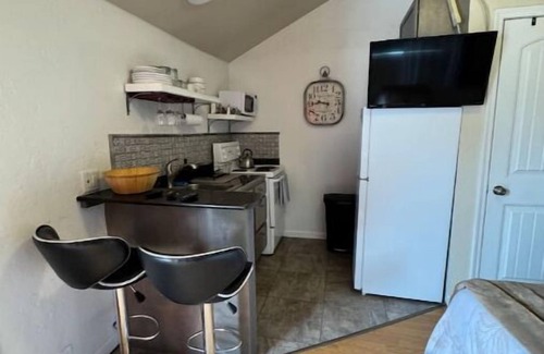 West University Casa | Welcome to the Tiny House.