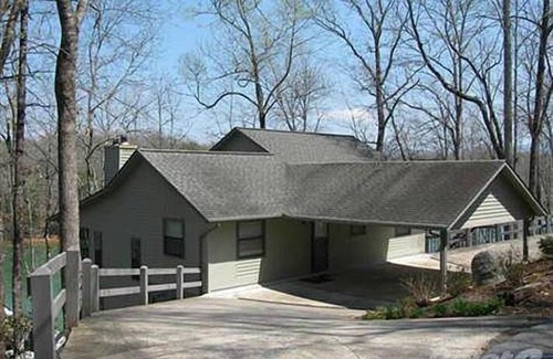 Hayesville Casa | Despierta en los árboles en el lago Chatuge!
