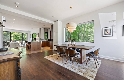 Lytton Park Casa | Welcome to The Treehouse, a tranquil escape in the middle of the city!
