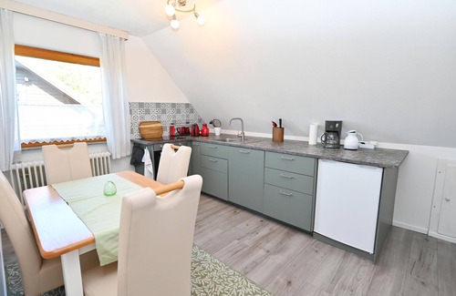 Behrensdorf Apartamento | Welcome to the upper floor holiday apartment "Lisa" in the Ferienhau