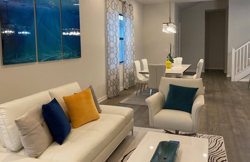 Rural Estates Villa | Welcome to this brand new exquisitely furnished Vila with a community pool & spa
