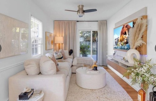 Putnam Valley Casa | Welcome to this charming home. Perfectly combining comfort and tranquility.