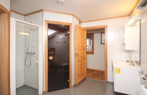 Hervik Casa | Alojamiento de 4 habitaciones en Nedstrand