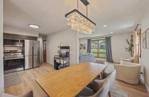 Des Moines Casa | Welcome to Tiny's House. Your 3 Beds, 1 Bathroom Cozy Retreat in Des Moines