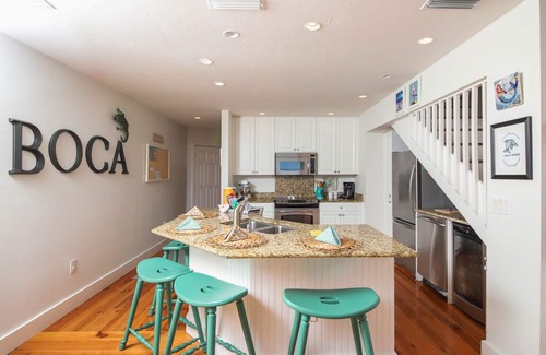 Boca Grande Casa | Welcome to Turquoise Turtle! 3/3 Beachfront Town Home!