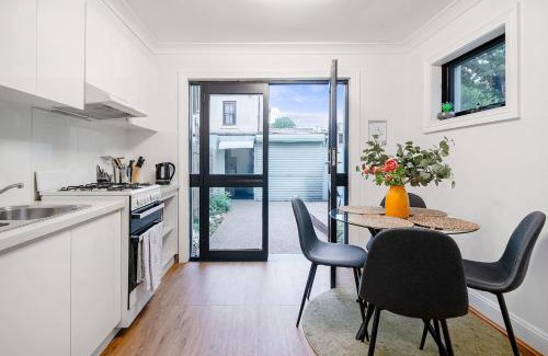 Waterloo Casa | Welcome to Waterloo - A Well-connected Parkside Stay