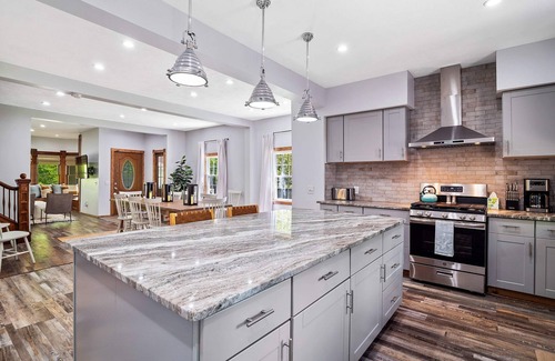 Geneva Casa | Welcome To Wine Country - Relaxed Luxury!