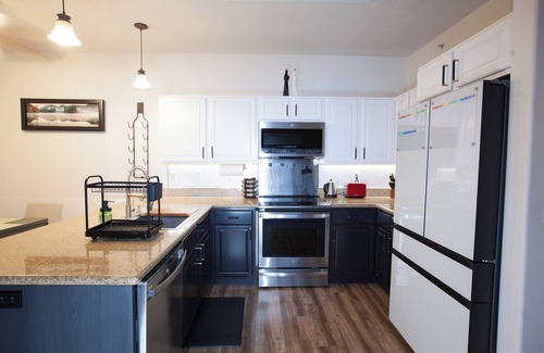 Coeur d'Alene Condominio | Welcome to your stylish retreat in Coeur d'Alene!