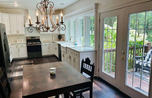 Mount Berry Casa | Welcome to Your Charming Retreat in Plainville, Georgia