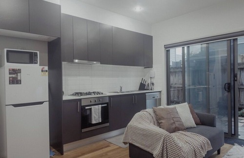 Glenroy Casa | Welcome to your peaceful apartment in Glenroy