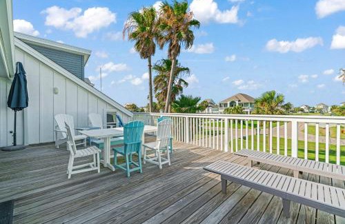 Pirates Beach Casa | Welcome to your ultimate seaside escape