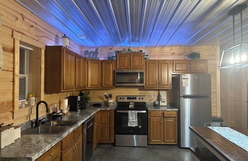 Lindseyville Casa | Welcome to your weekend getaway at Nolin River lake!