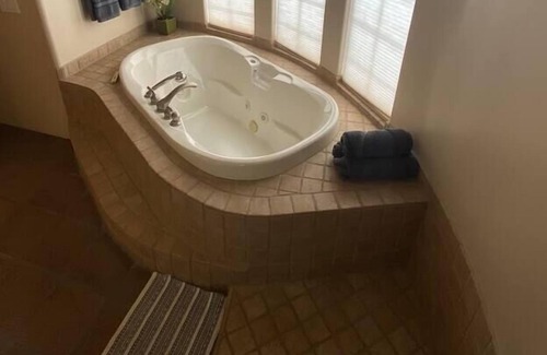 Maricopa County Casa | Welcome World Series Fans! Private Pool! Golf!