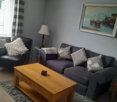 Lossiemouth Casa | WELCOMEHOUSE close to east beach, shops, restaurants and RAF base