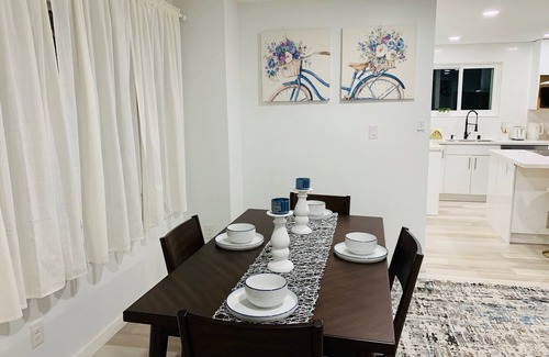 Central District Apartamento | Welcoming 2-bedroom apartment with AC in vibrant Seattle