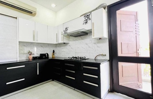 Greater Kailash Apartamento | Welcoming 3-bedroom apartment with WiFi in vibrant New Delhi - Greater kailash