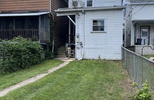 Huntingdon Casa | Welcoming 3 Bedroom; 2 Full Bath Home!