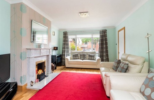 Schollarstown Casa | Welcoming 4-bedroom house with WiFi in Dublin