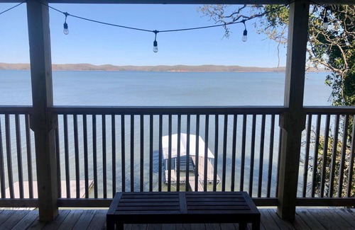 New Concord Casa | Welcoming and Cozy 2 bedroom KY lake cottage * Beautiful Views!