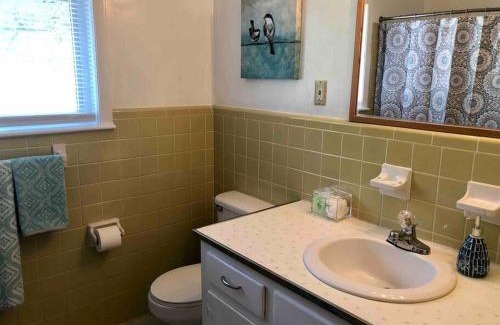 Cary Casa | *Welcoming Cary Townhome*King Bed*Long Term Stays*