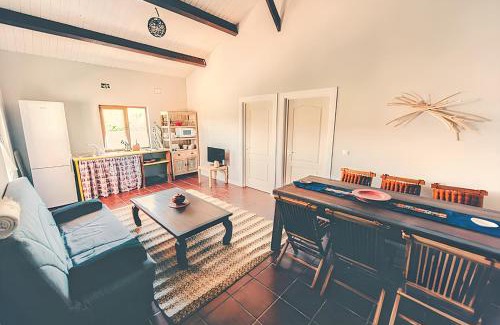 Cañamero Casa | Welcoming House in Cañamero + Pool