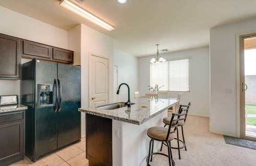 Vinsanto Casa | Welcoming Phoenix Home w/ Community Amenities!