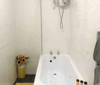 St Helens Apartamento | Welcoming spacious 2-bedroom house in St Helens