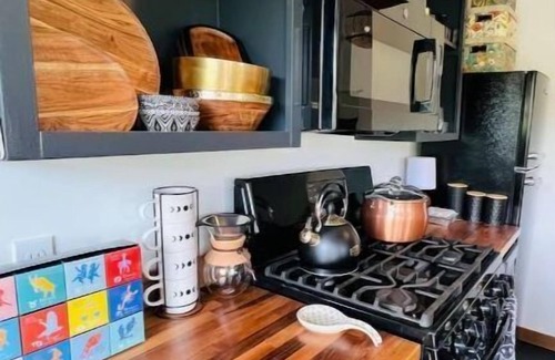 Guilford Casa | 🌾Welcoming Tiny Home! Downtown & Beachy☀️