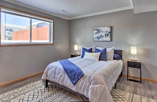 West Fargo Casa | Welcoming West Fargo Retreat w/ Backyard!