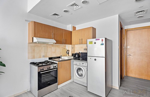 Dubai Production City Apartamento | WelHome - Greenery Apt for Modern Studio in Production City