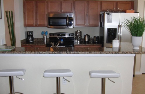 Braden River Condominio | Unidad bien equipada: incluye golf ilimitado, tenis. Vista al campo de golf.
